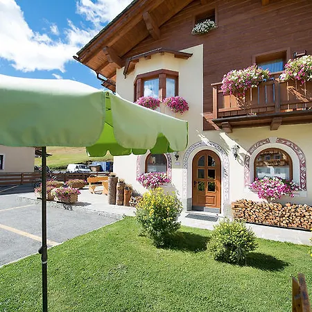Hotel Garni Costanza 酒店 3*