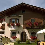 Garni Costanza Hotel