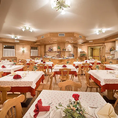 Costanza Mountain 3*